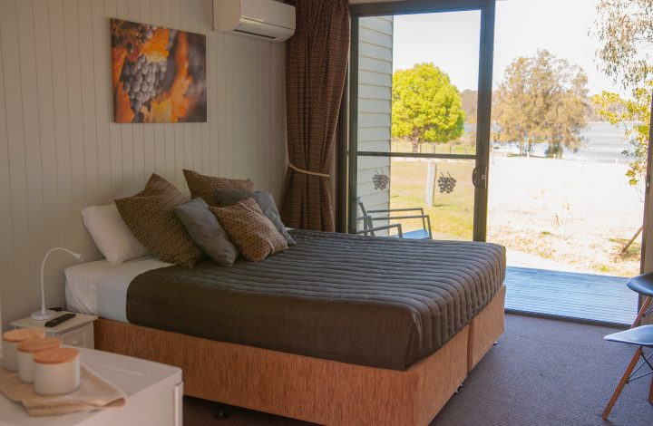 Relaxing Brisbane Wineries with Accommodation for Your Tranquil Escape