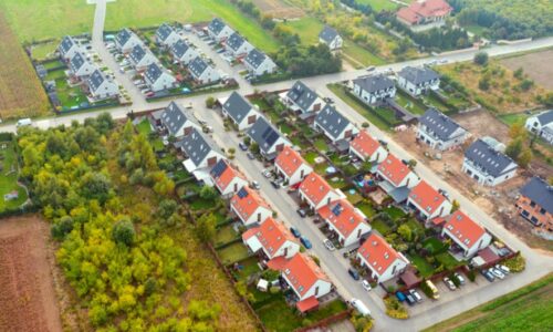 City Escape: Embrace Suburban Living with the Best House and Lot in Cavite