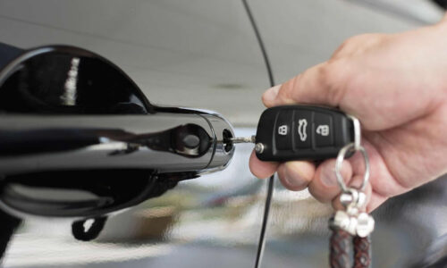 What You Need to Know Before Choosing an Auto Locksmith Near Me